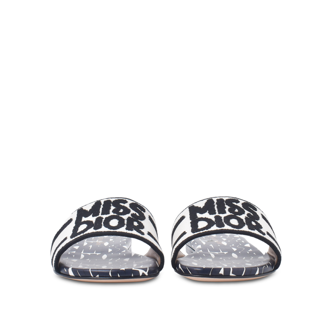 Dior - Dway Slides